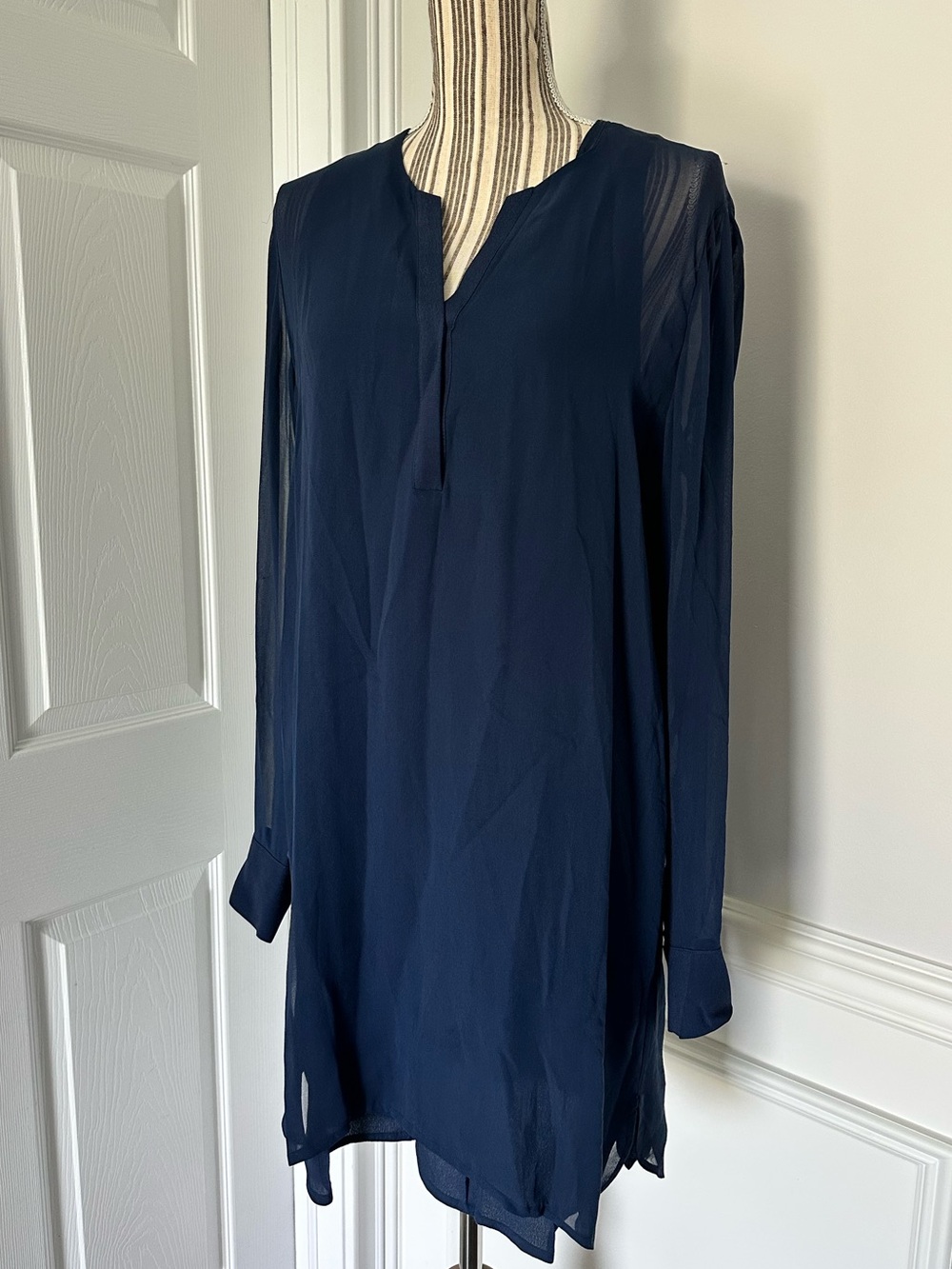 Vince 100% Silk Navy Layered Tunic Dress Sheer Sleeves Sz 10